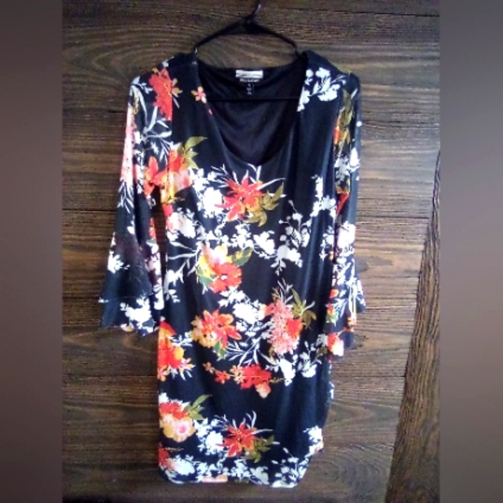 Allison Brittany S vintage sheer sleeve ruffled MIDI
